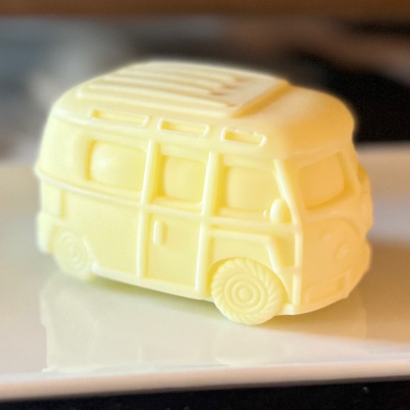 VeeDub Suds Mobile - Handmade Soap ❤️✌🏼☮️ BANANA - Picture 2 of 3